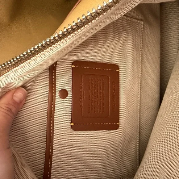 Coach Rogue 39 Tan Suede - Picture 6 of 14